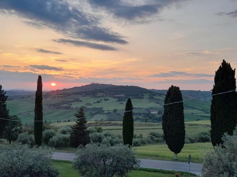 Agriturismo Barbi Monticchiello Exterior photo